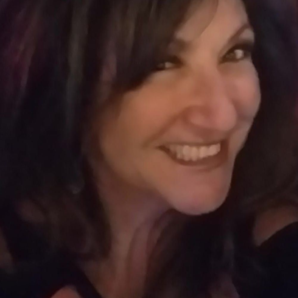 Meet your Posher, Valerie